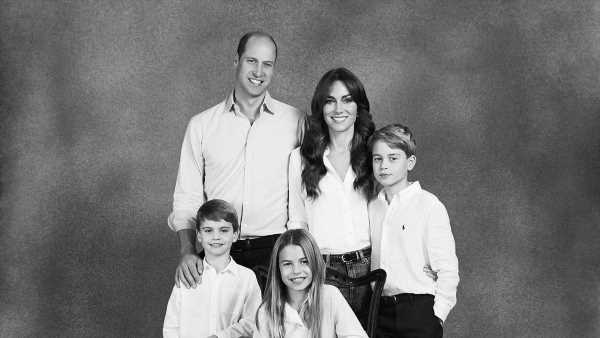 French media gush over Christmas card photo of Prince George
