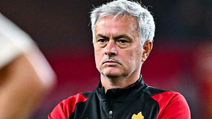 Jose Mourinho turned down 'biggest, most important & craziest offer in history' as he says: I'm not the problem at Roma | The Sun