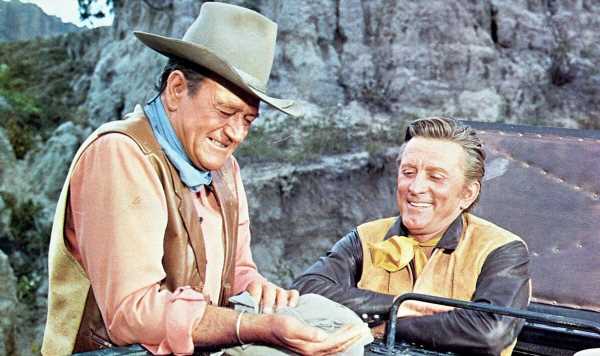 Kirk Douglas’ amazing kindness to John Wayne despite ‘never seeing eye-to-eye’