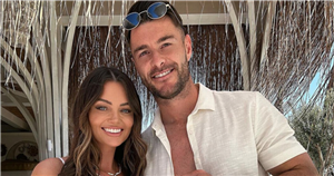 Love Island star Kendall Rae Knight announces she’s pregnant with first child in sweet post