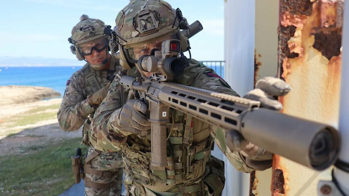 Royal Marine Commandos get state-of-the-art new assault rifles