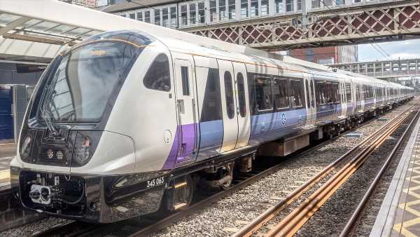 Chaos for passengers heading to Heathrow due to rail suspensions