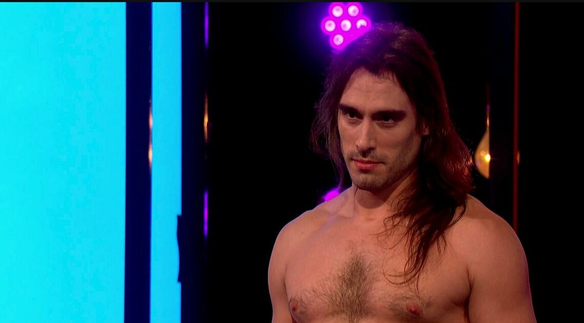 Naked Attraction hunk ripped date’s vagina during romp so sent her Moonpig card