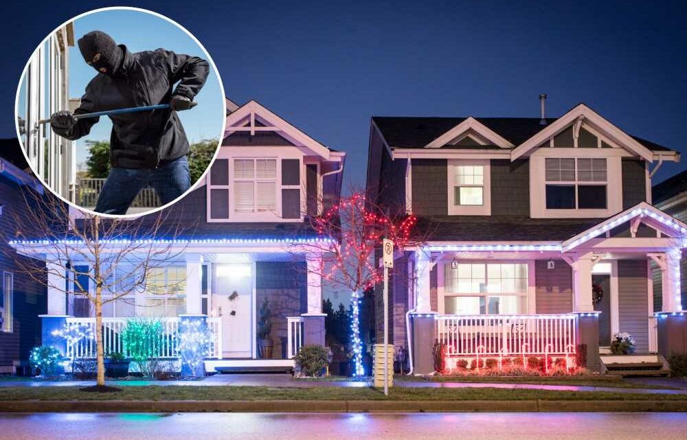 Security expert shares tricks to secure your home over the festive period, including how to make sure no one can peep in | The Sun