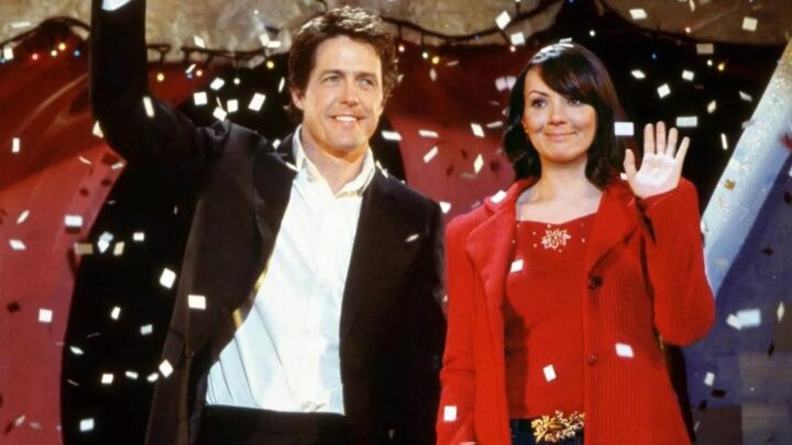 This £18 red top looks just like the one Martine McCutcheon famously wore in Love Actually