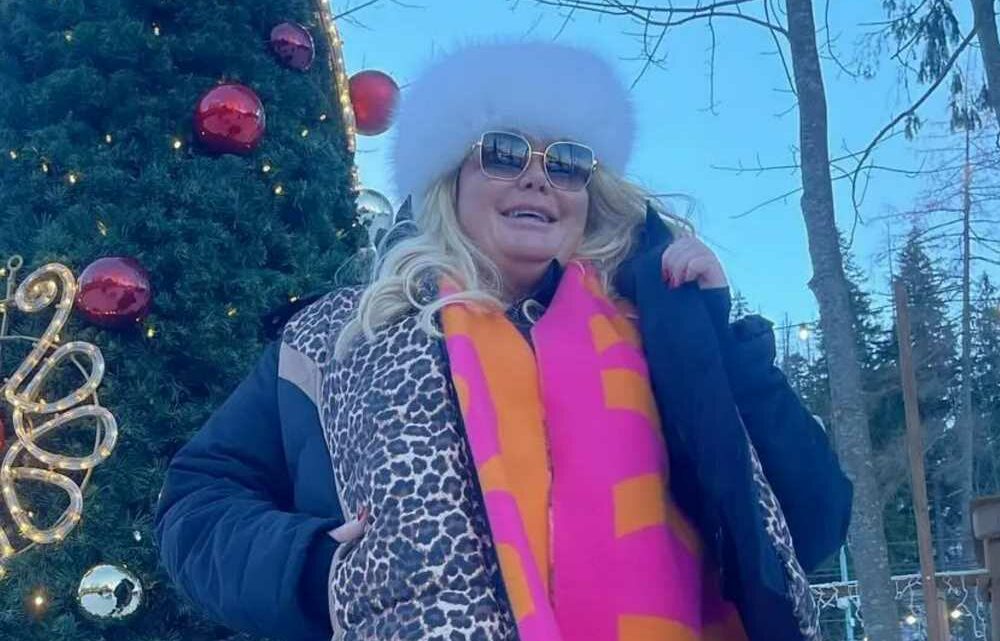 'You look stunning' say Gemma Collins fans as she shows off slim legs in black leggings on ski trip | The Sun
